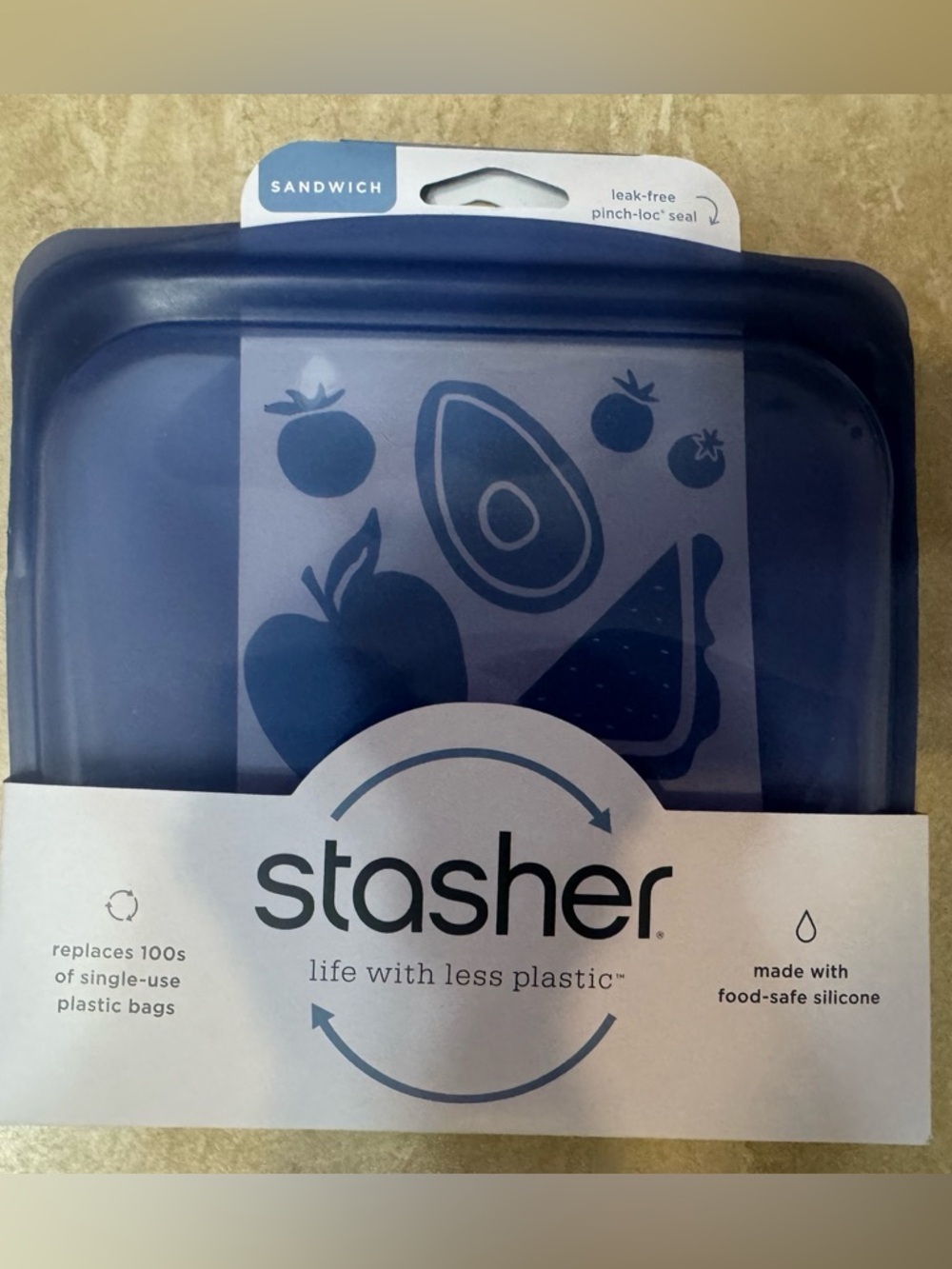 Stasher™ Silicone Reusable Bundle - Picture 9 of 11